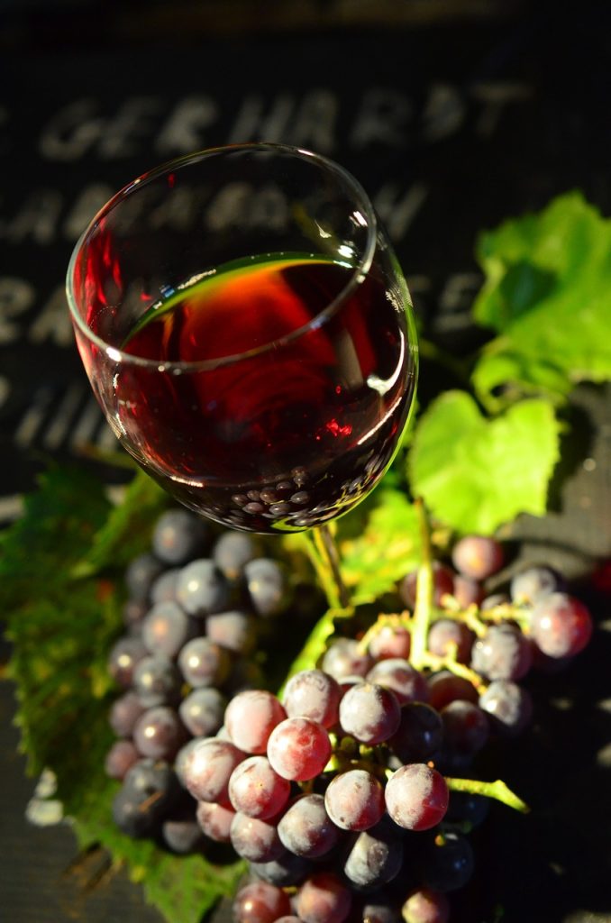 VINO TINTO